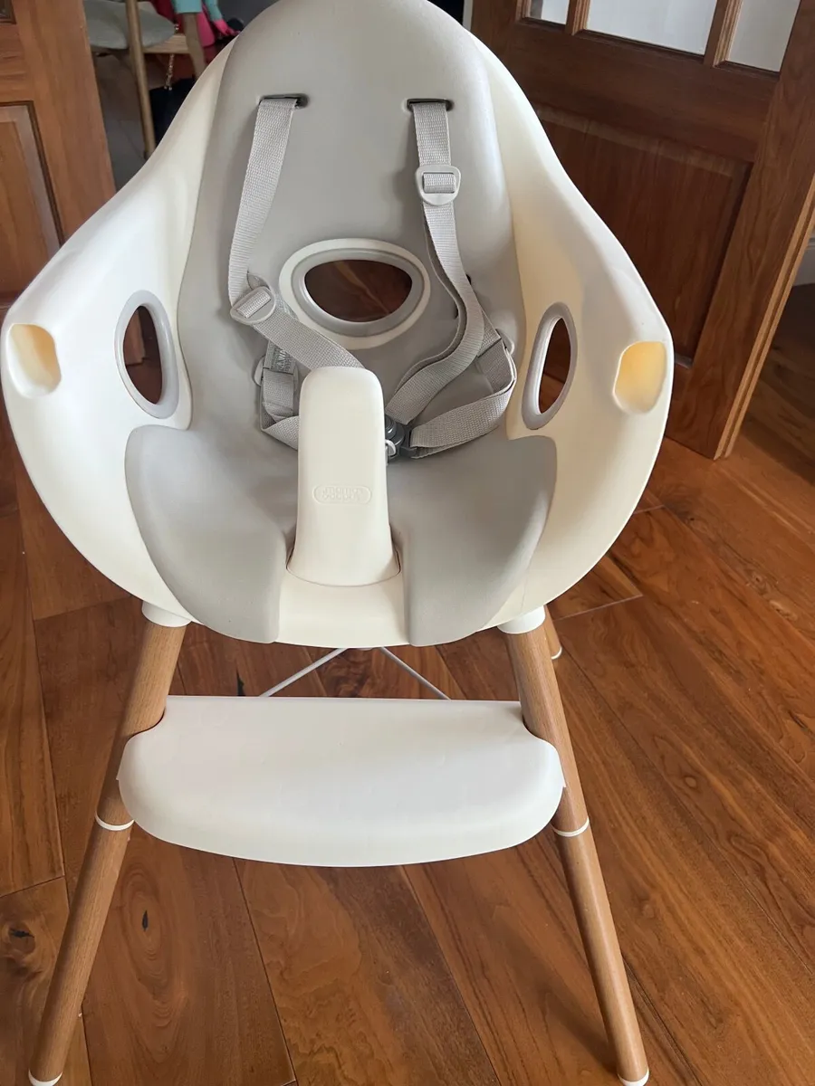 Highchair - Image 1