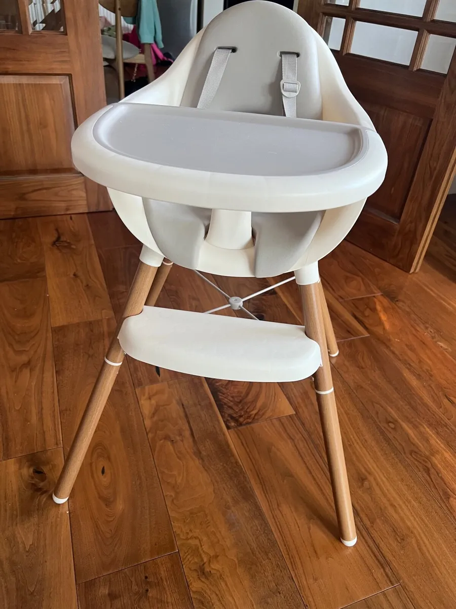 Highchair - Image 2
