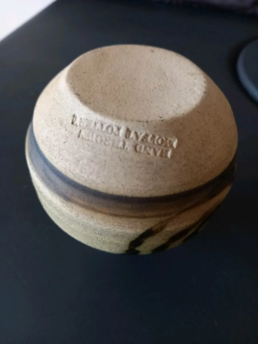 Small Moffat Clay Vase - Image 4