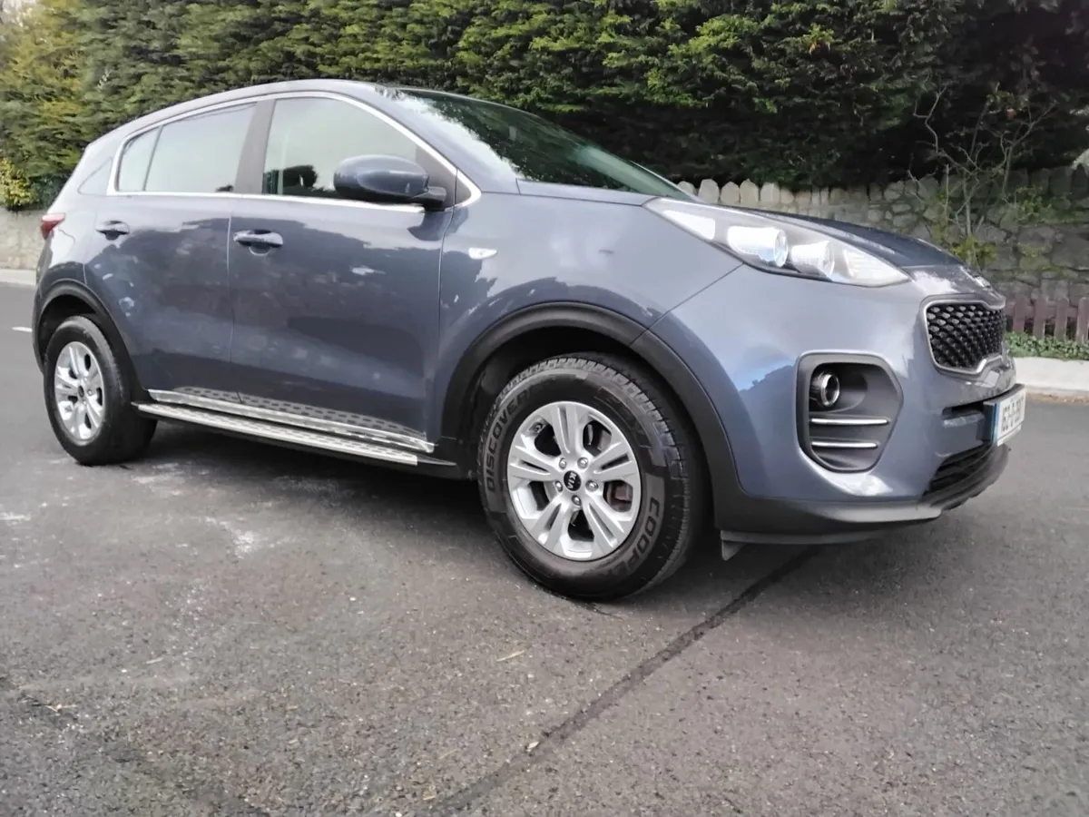 Car - Image 2