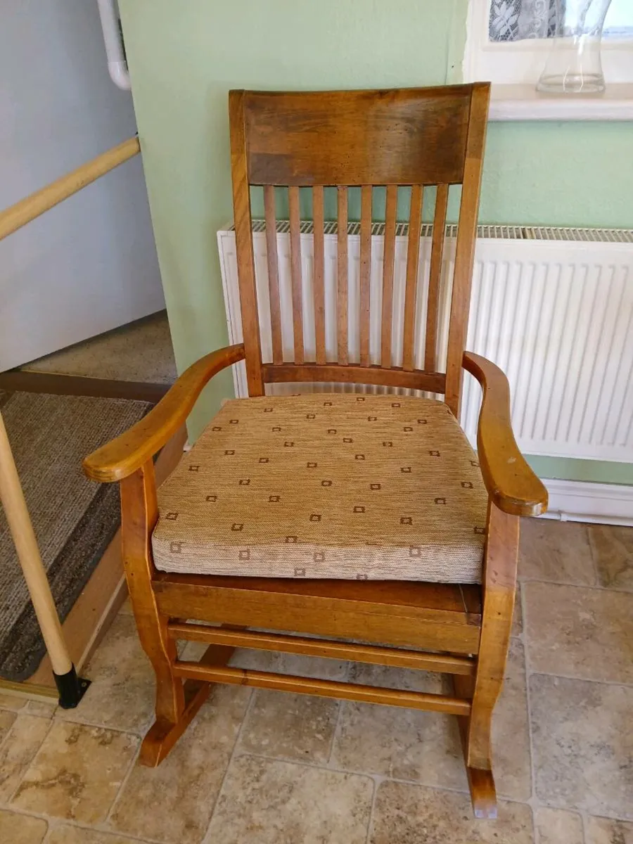 Rocking Chair - Image 2