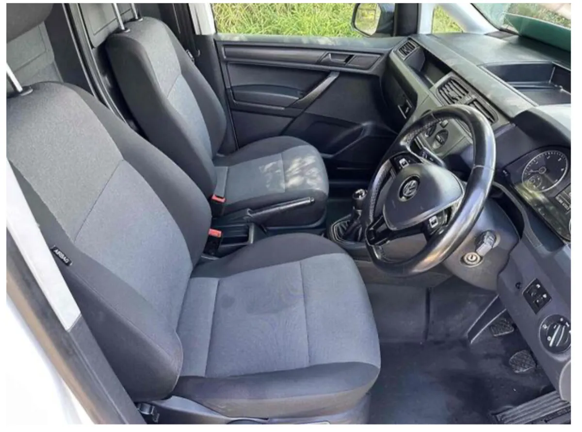 Vw Caddy Maxi - Image 4