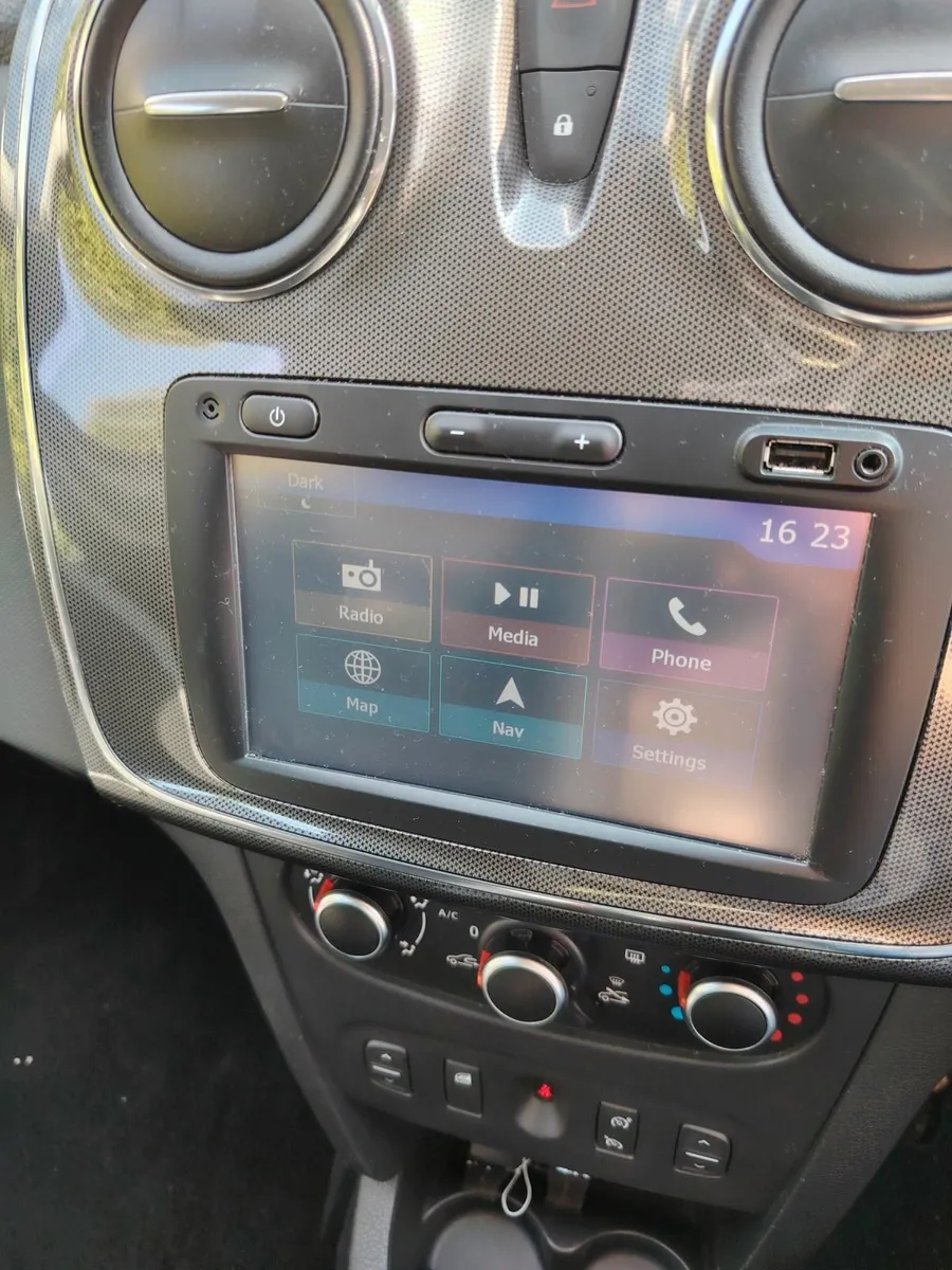 Dacia Sandero Stepway 2017 - Image 3