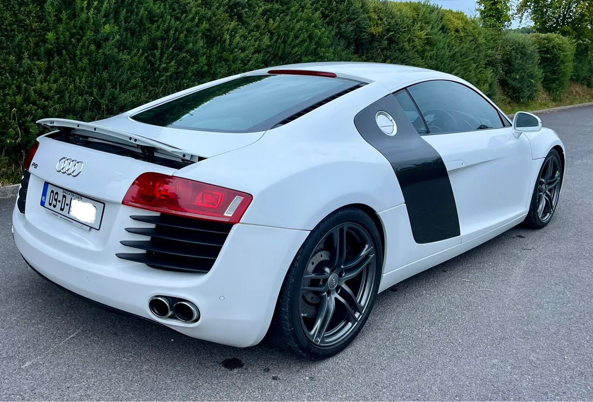 2009 Audi R8 V8 Manual - Image 4
