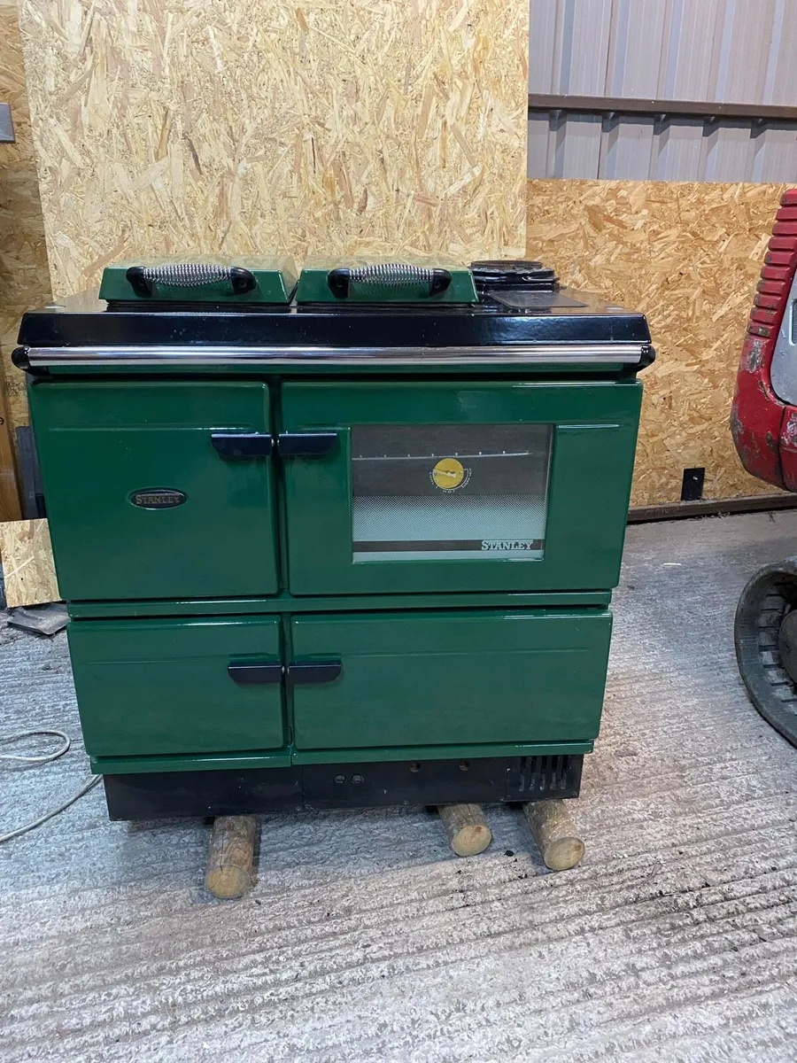 Stanley Range Cooker - Image 1