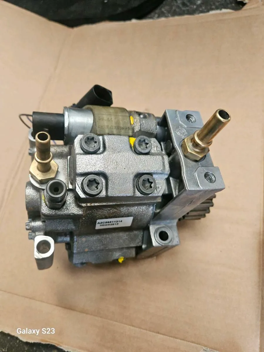 Tdv6 Injectors and Fuel pump - Image 1