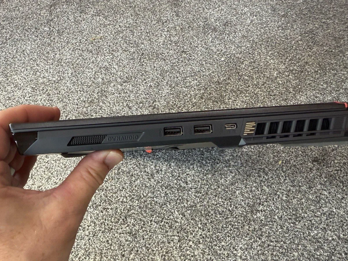 MSI gaming laptop - Image 4