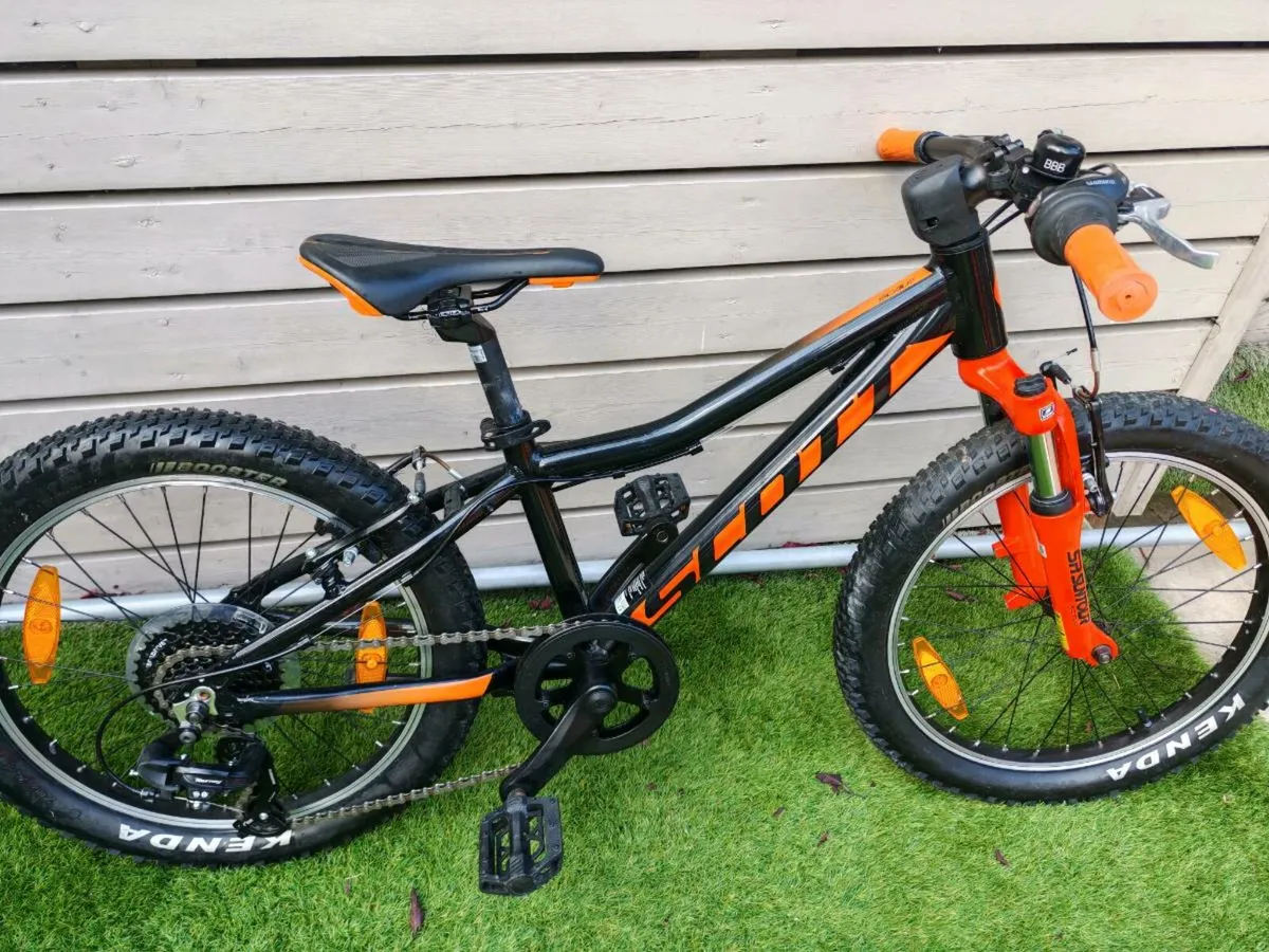 Scott scale 20 inch bike for 6-9 year old - Image 4
