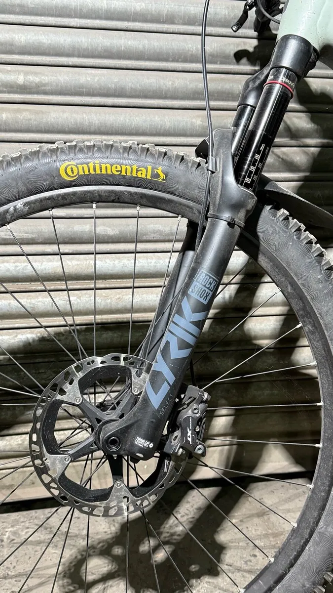 Cube stereo 120 pro M size bike - Image 3