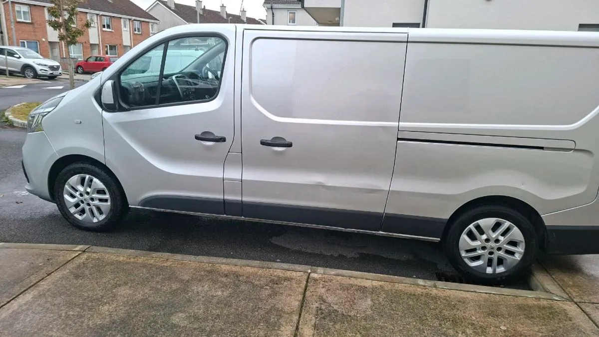 2020 renault trafic sport - Image 3