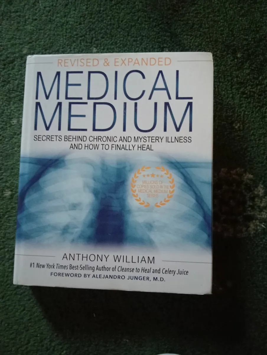 Medical Book - Image 1