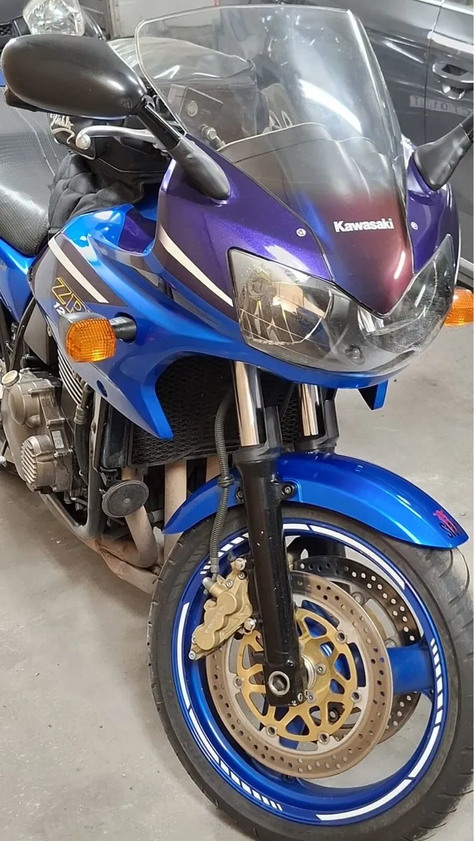 Kawasaki zrx1200 - Image 3