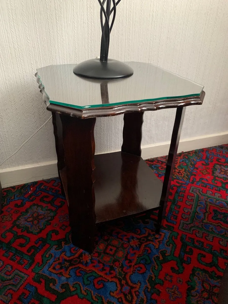 Side tables x 6 - Image 2