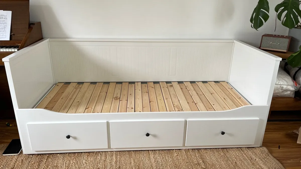 Day bed Ikea Hemnes +2 Asvang mattresses - Image 4