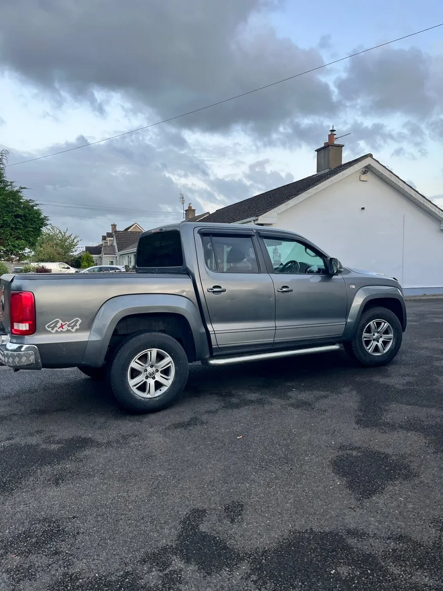 2011 Volkswagen Amarok - Image 3