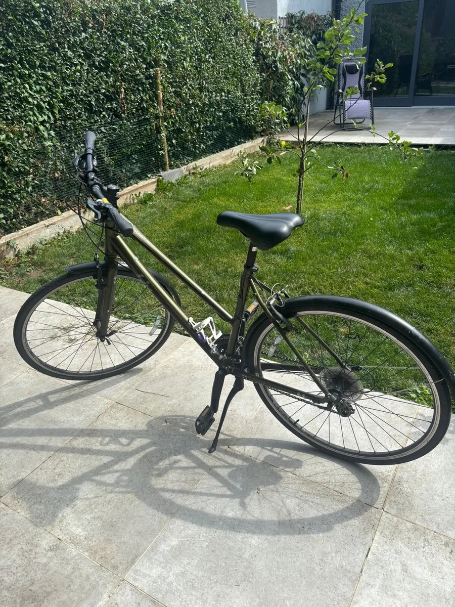 Medium Adult Hybrid Road Bike - Image 1