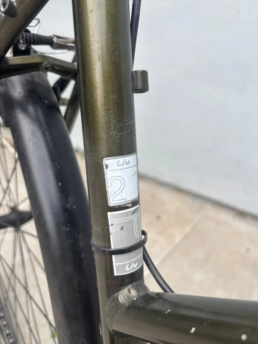 Medium Adult Hybrid Road Bike - Image 4
