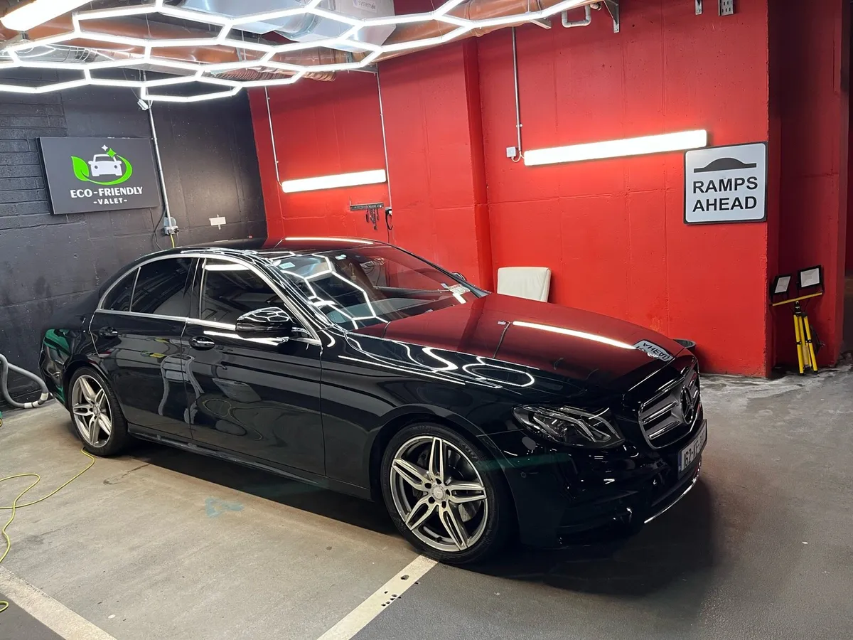 Mercedes Bens 220 E Class AMG Line - 194hp - Image 1