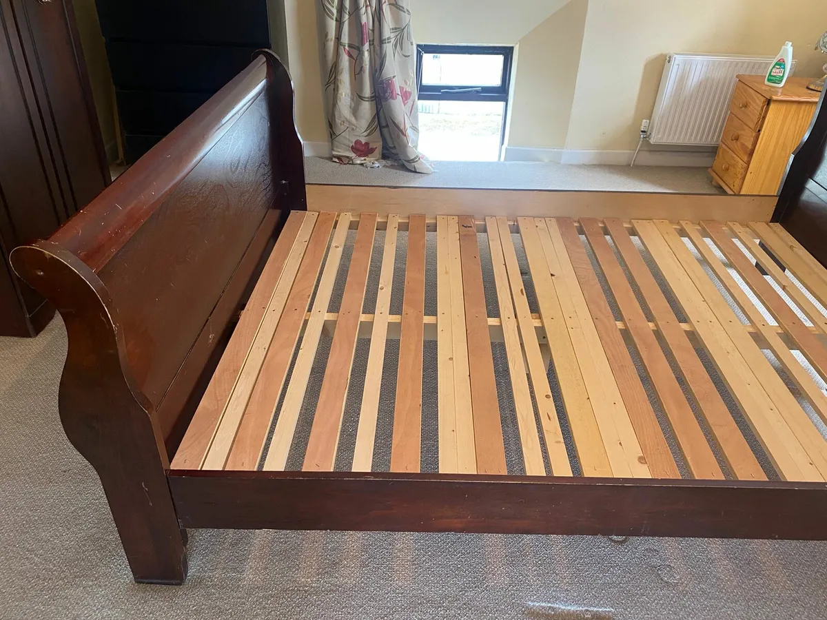 Queen size bed - Image 2