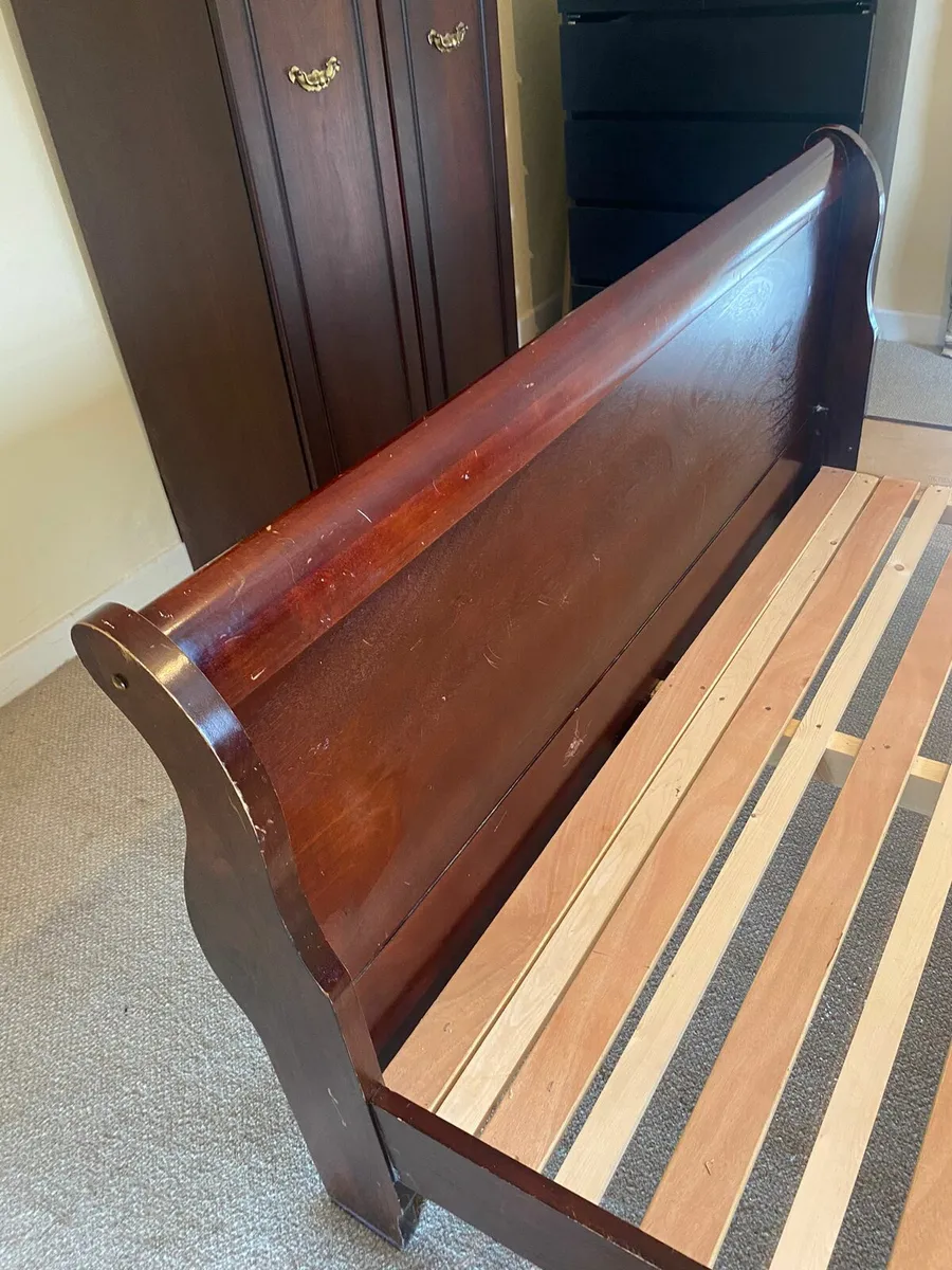Queen size bed - Image 4
