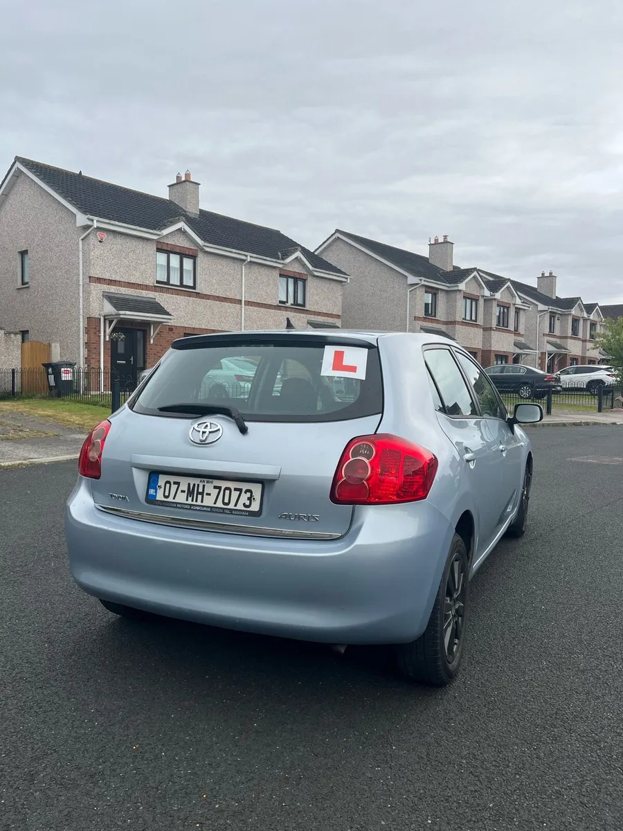 07 Toyota Auris 1.4 diesel - Image 2