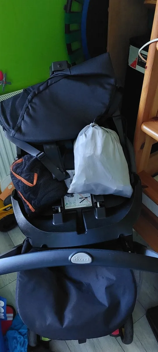 Car seat buggy - Image 2