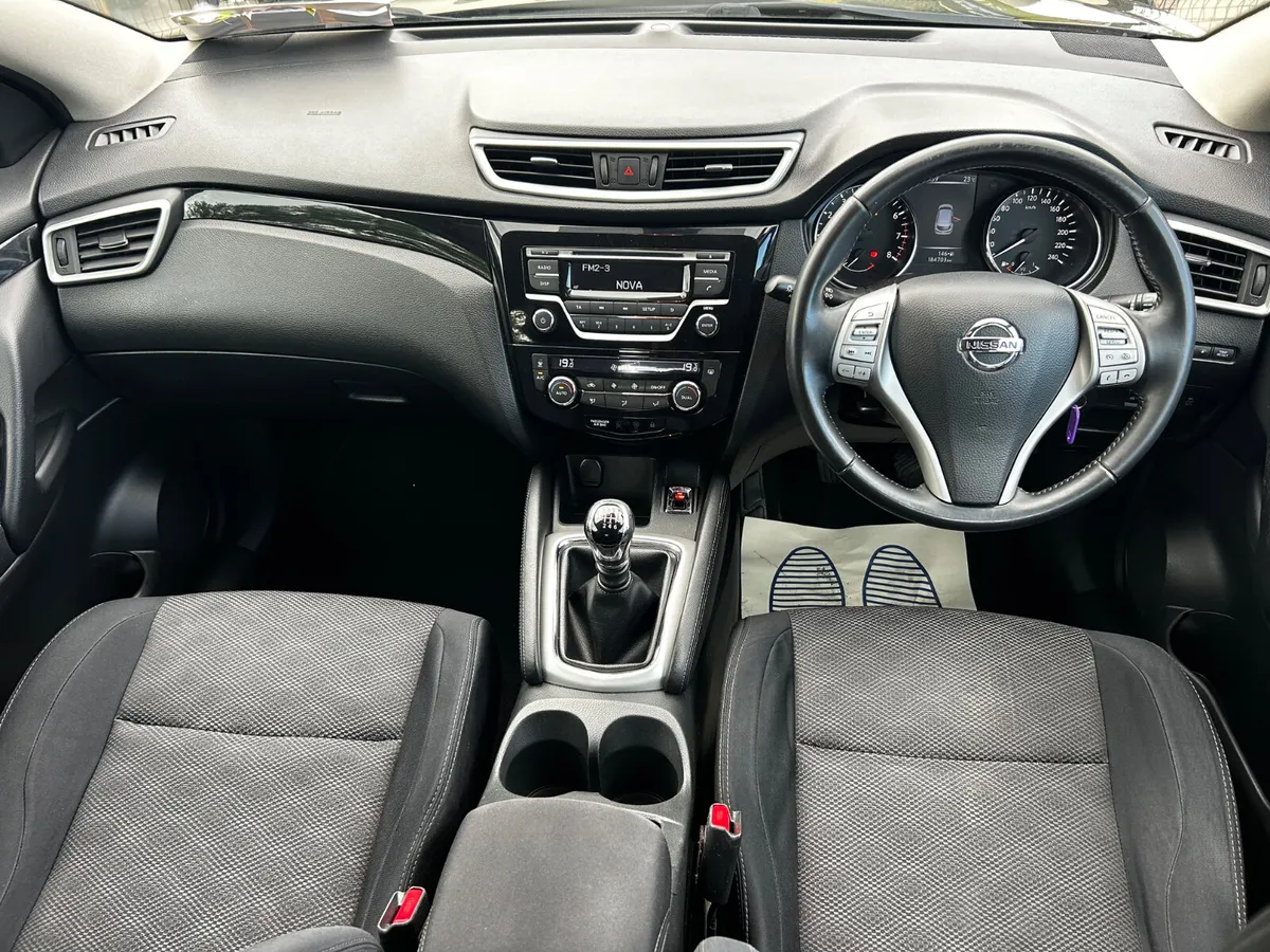 2015 NISSAN QASHQAI 1.2 PETROL SV MODEL - Image 2
