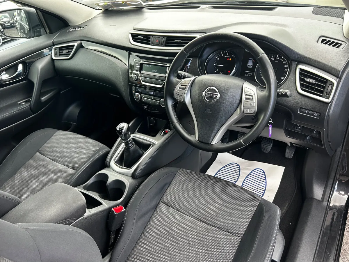 2015 NISSAN QASHQAI 1.2 PETROL SV MODEL - Image 4