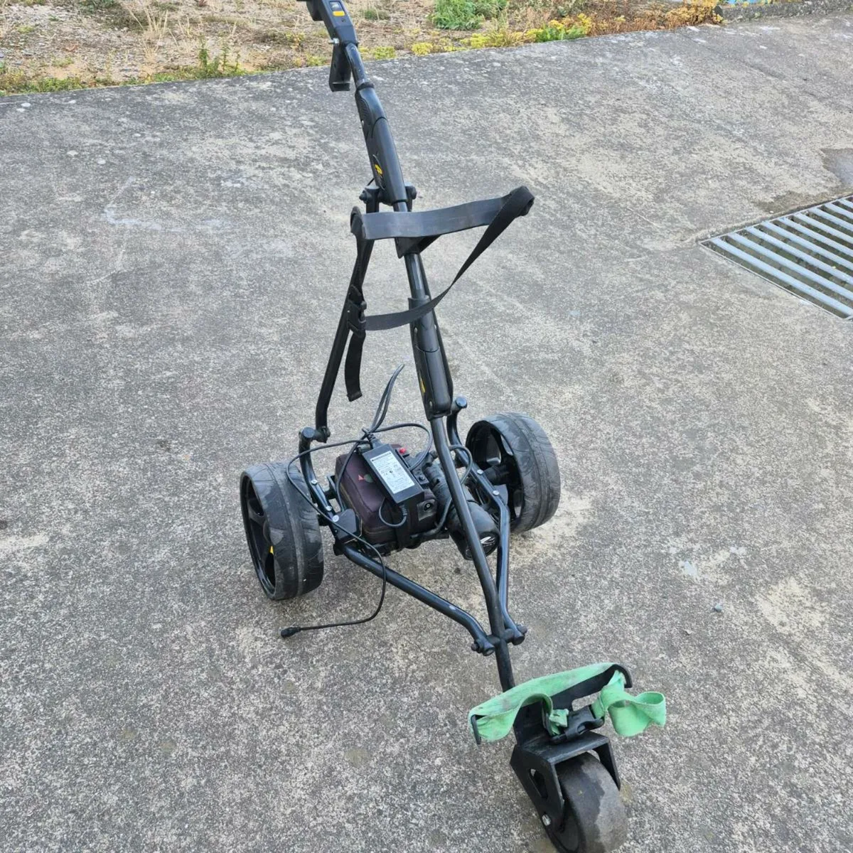 Powakaddy trolley - Image 1