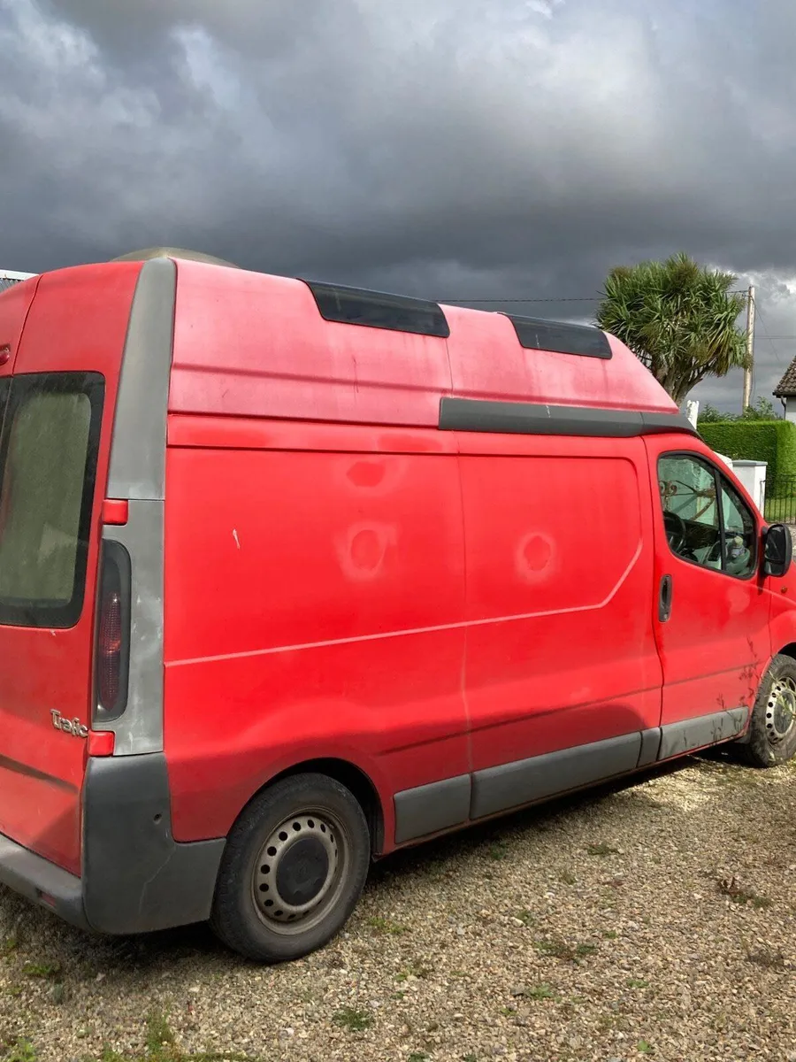 2006 Renault Traffic Campervan - Image 2