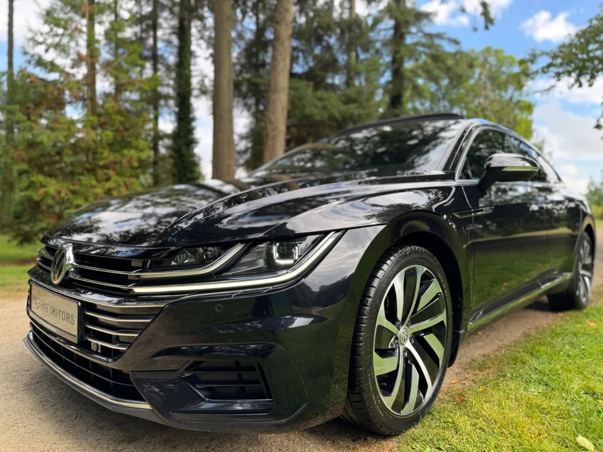 2.0TDI 150 DSG * FULL R-LINE * HUGE SPEC * - Image 2