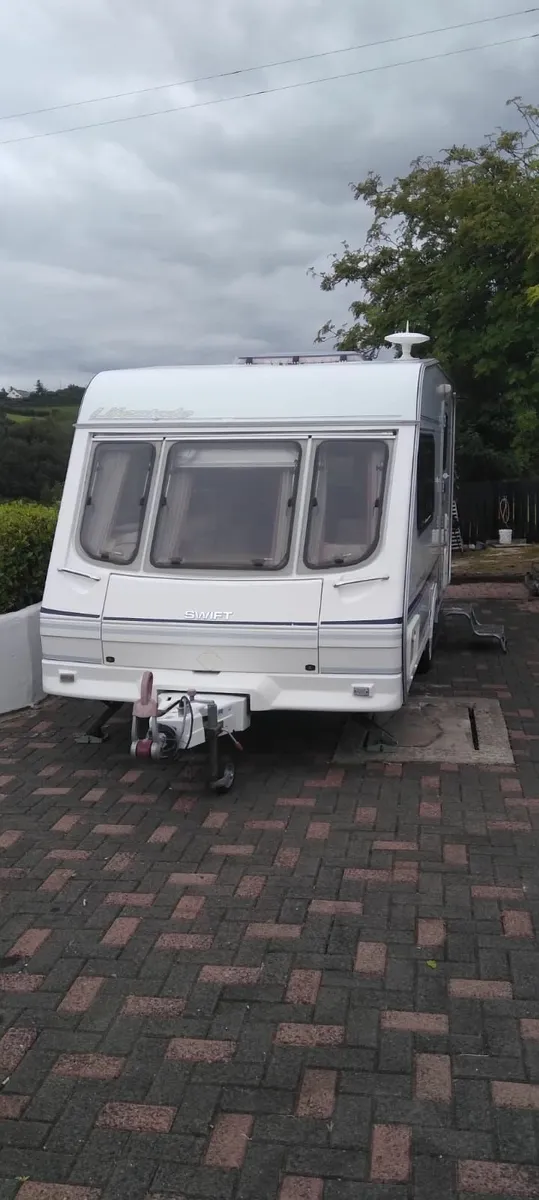 Caravan - Image 2