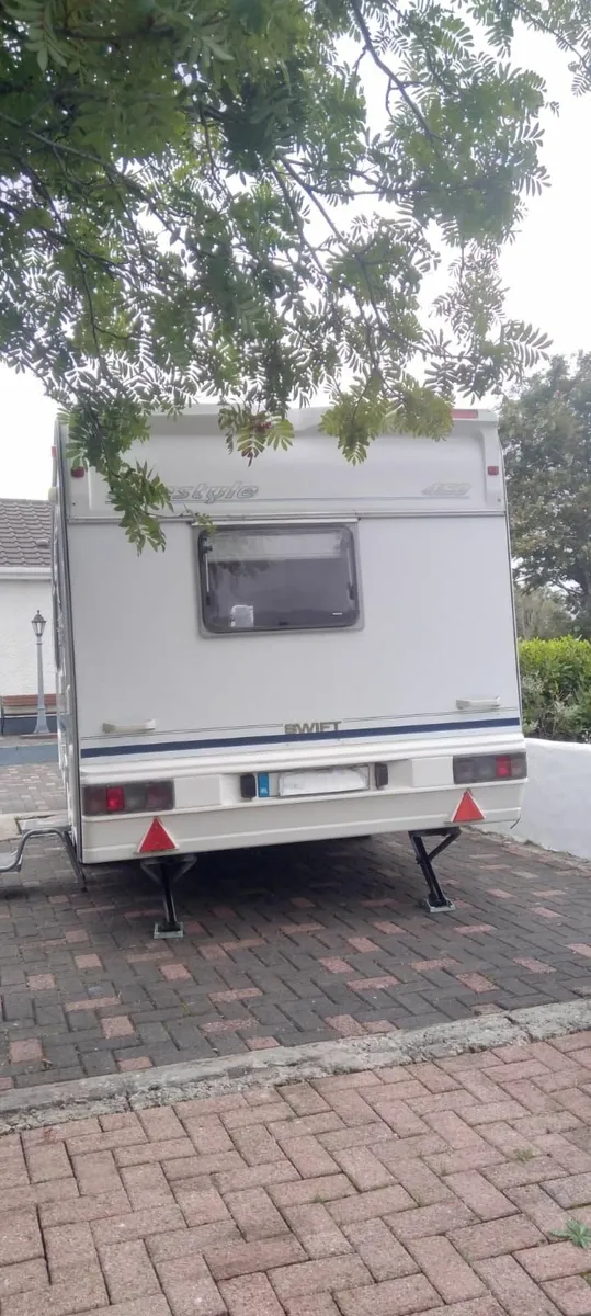 Caravan - Image 4
