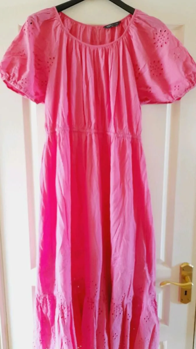 Clothes - Image 3
