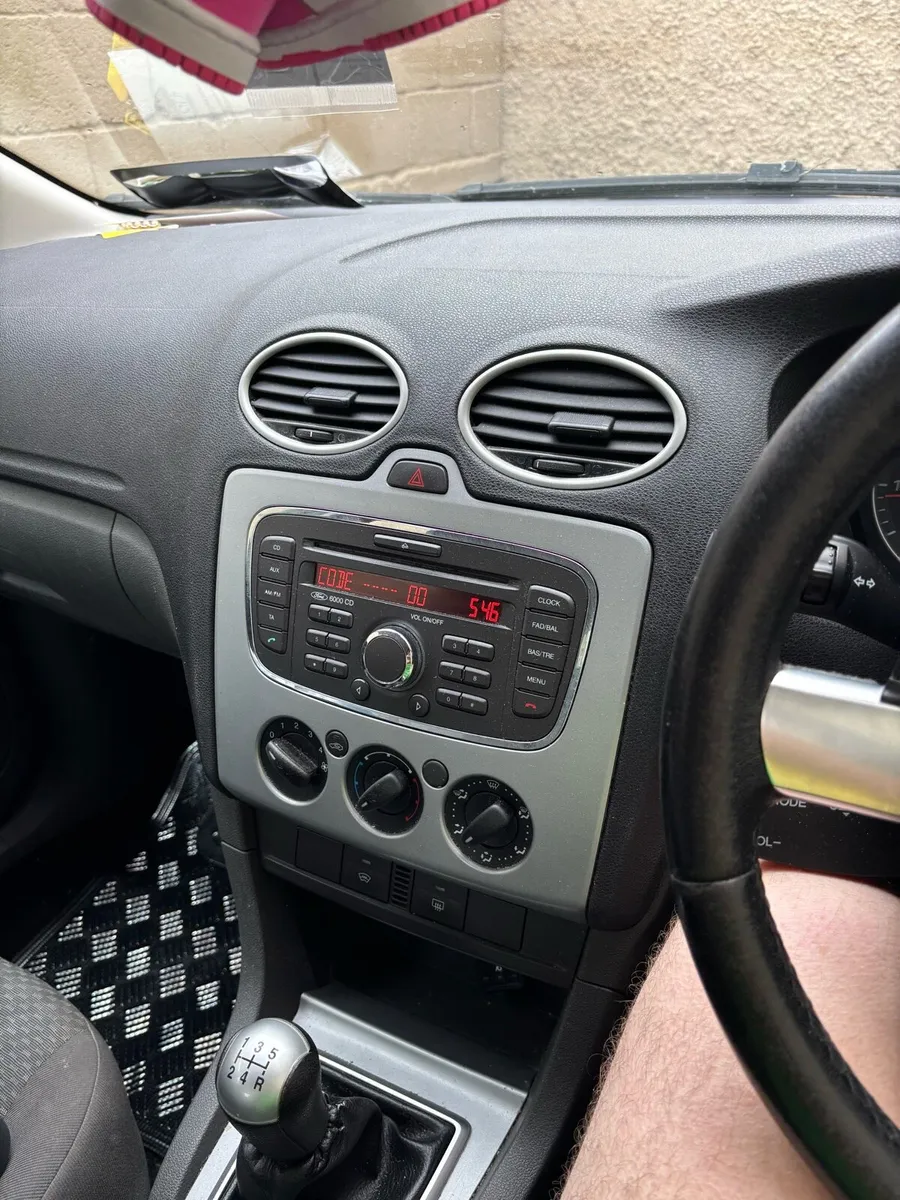 Ford focus 1.4 - Image 2