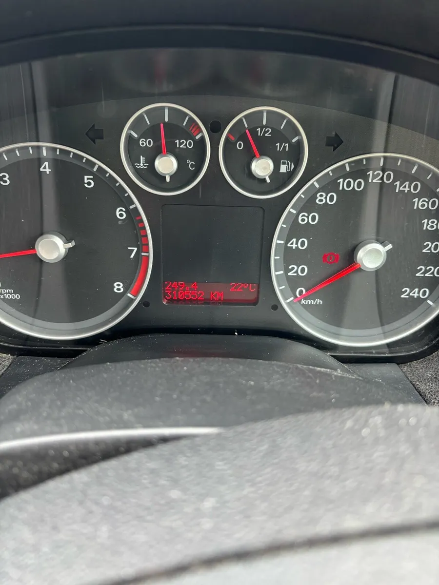 Ford focus 1.4 - Image 4