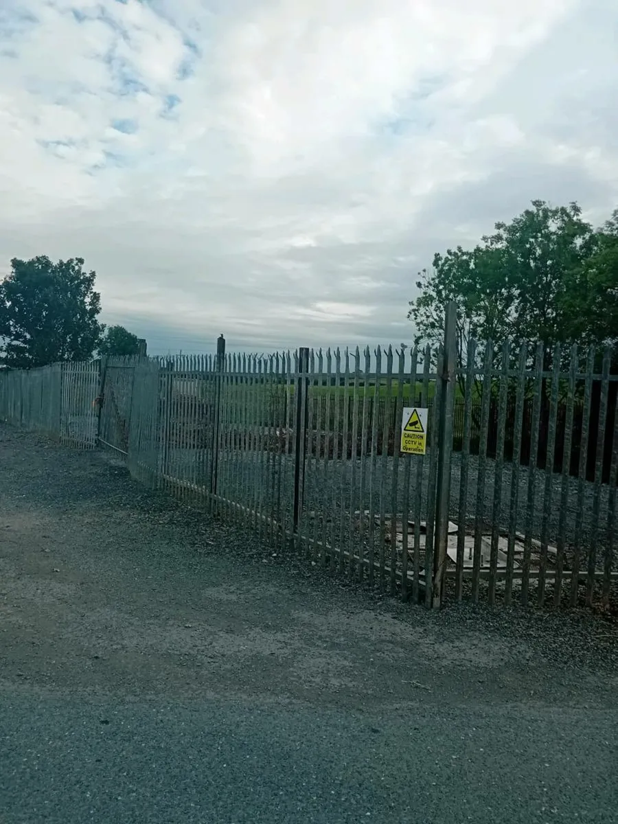 Palisade Fencing - Image 1