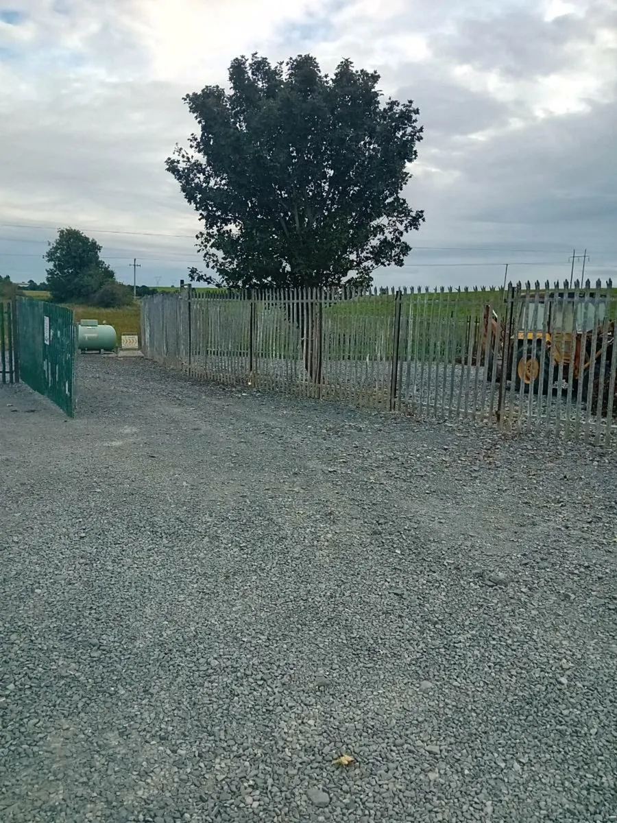 Palisade Fencing - Image 2