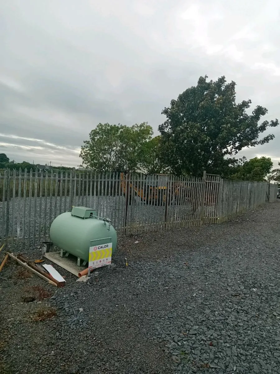 Palisade Fencing - Image 4