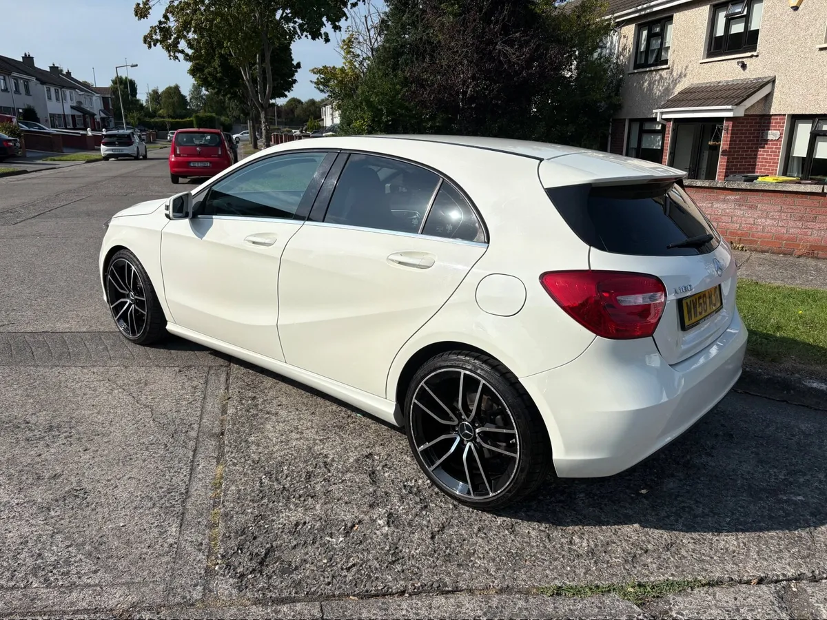 Mercedes-Benz A-Class 2014 - Image 4