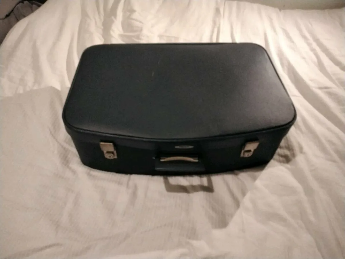 Vintage 1960s Suitcases - Image 2