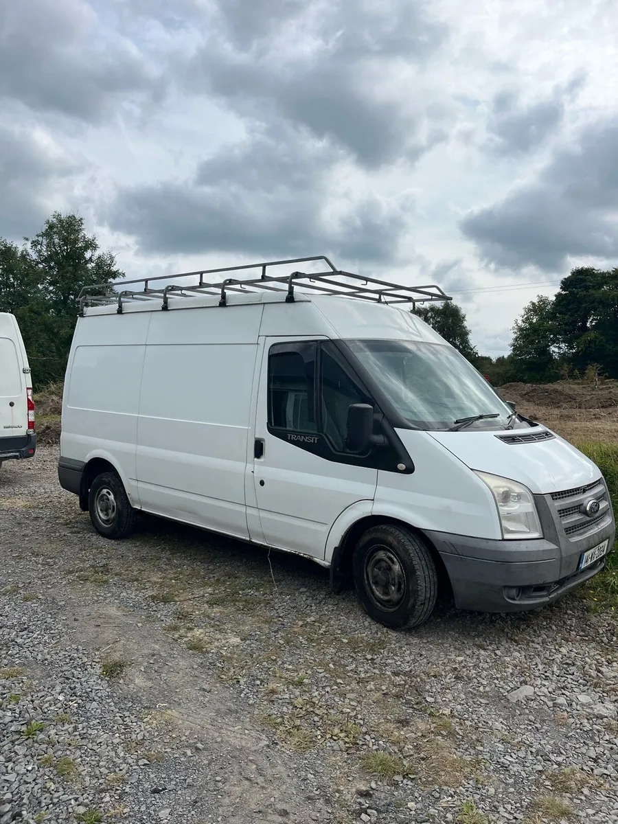 Ford transit 2014 needs head gasket - Image 1