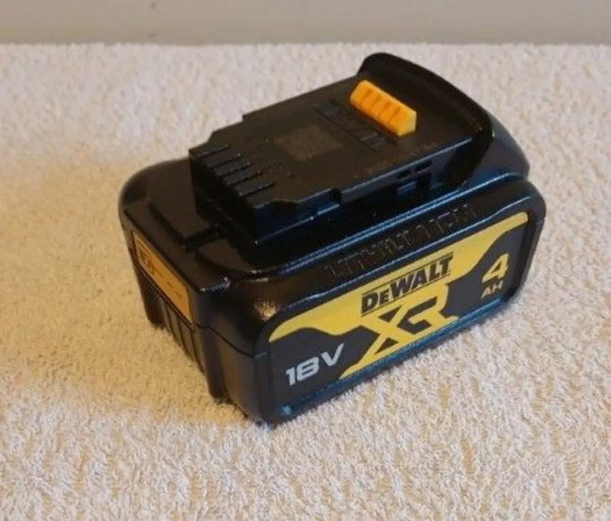 DeWalt Battery and Charger - Image 3