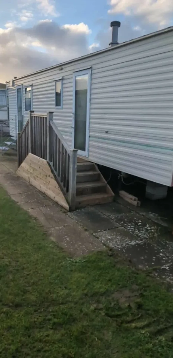 ABi Brisbane 30x12 two bedroom caravan - Image 1