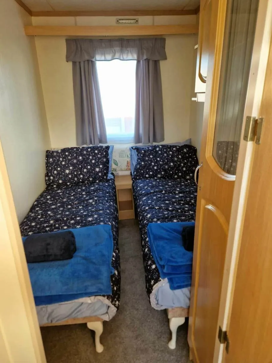 ABi Brisbane 30x12 two bedroom caravan - Image 4