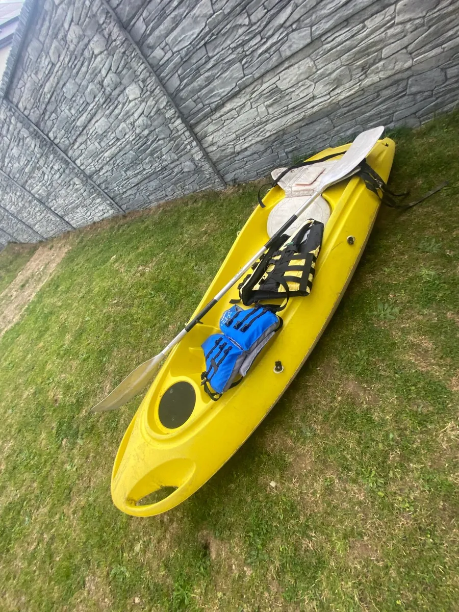 Bic kayak - Image 1