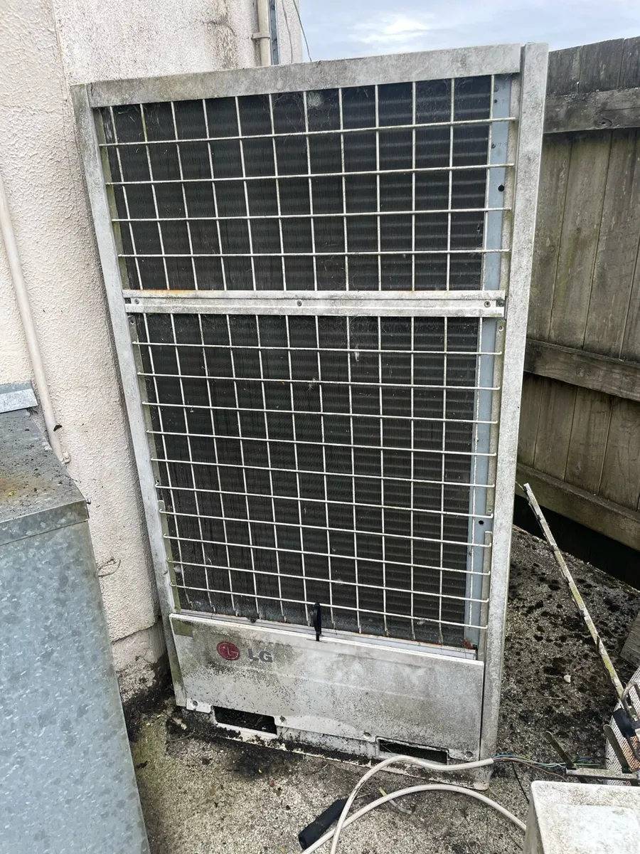 Air conditioning units - Image 2