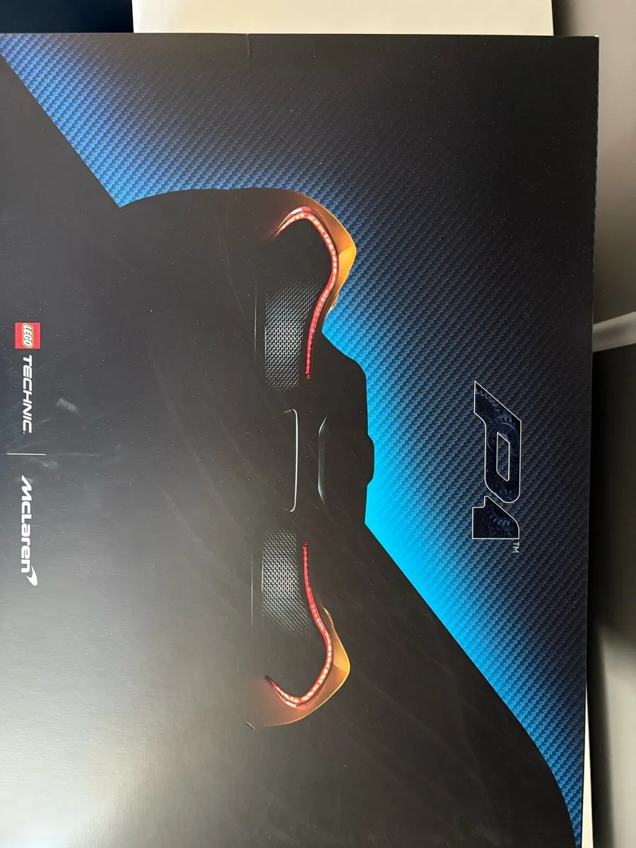 Lego Technic McLaren P1 - Image 1