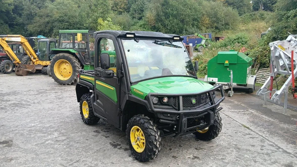 John deere XUM 856M Gator - Image 2