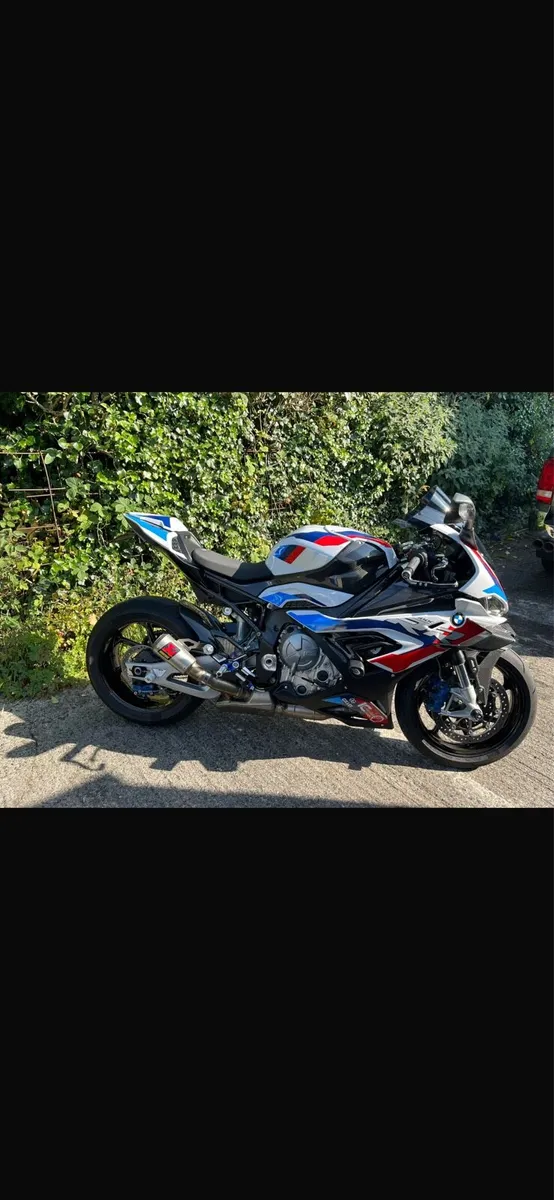 BMW M1000RR - Image 1